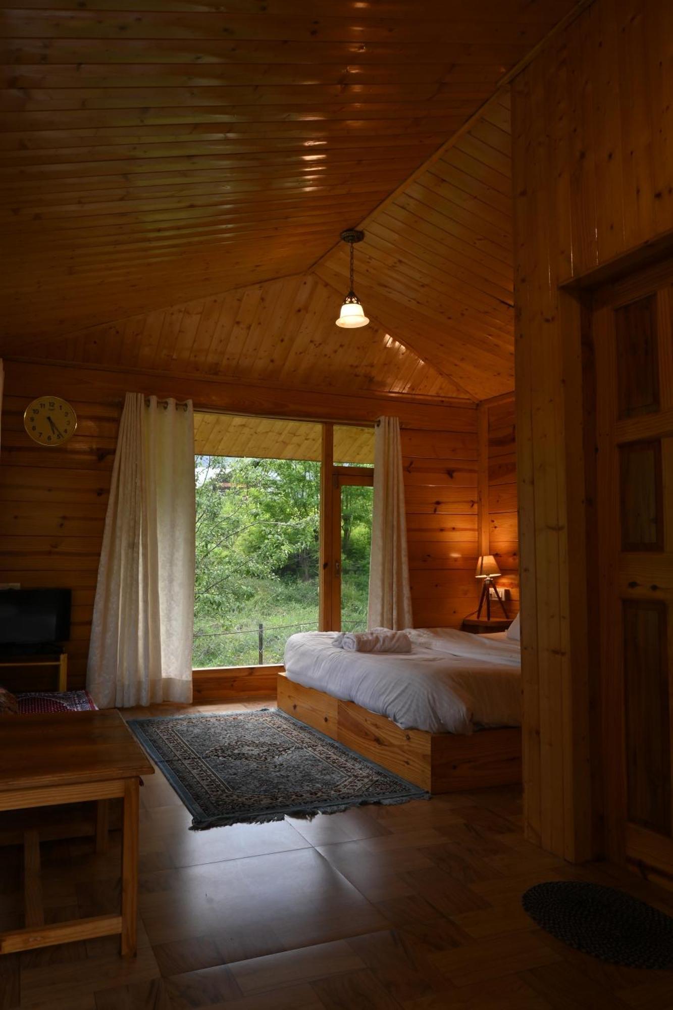 Cascade Mountain Retreat Manali Bed & Breakfast Eksteriør bilde