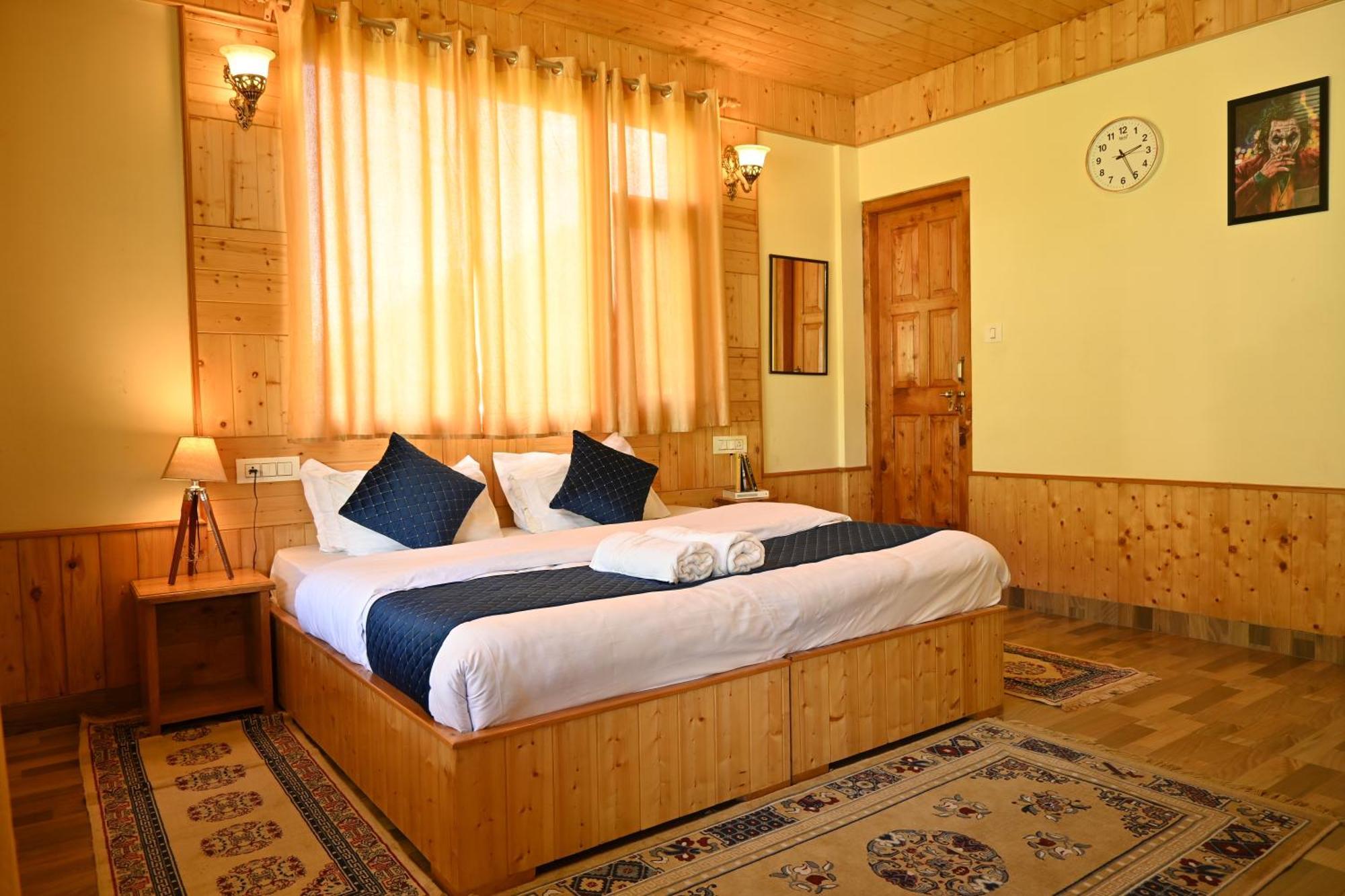Cascade Mountain Retreat Manali Bed & Breakfast Eksteriør bilde