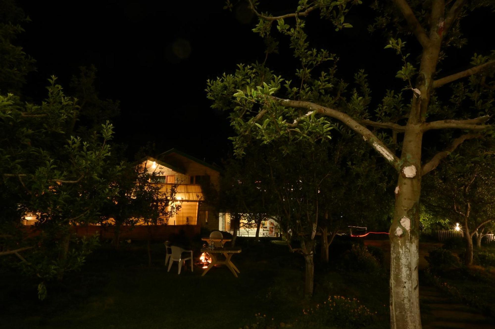 Cascade Mountain Retreat Manali Bed & Breakfast Eksteriør bilde