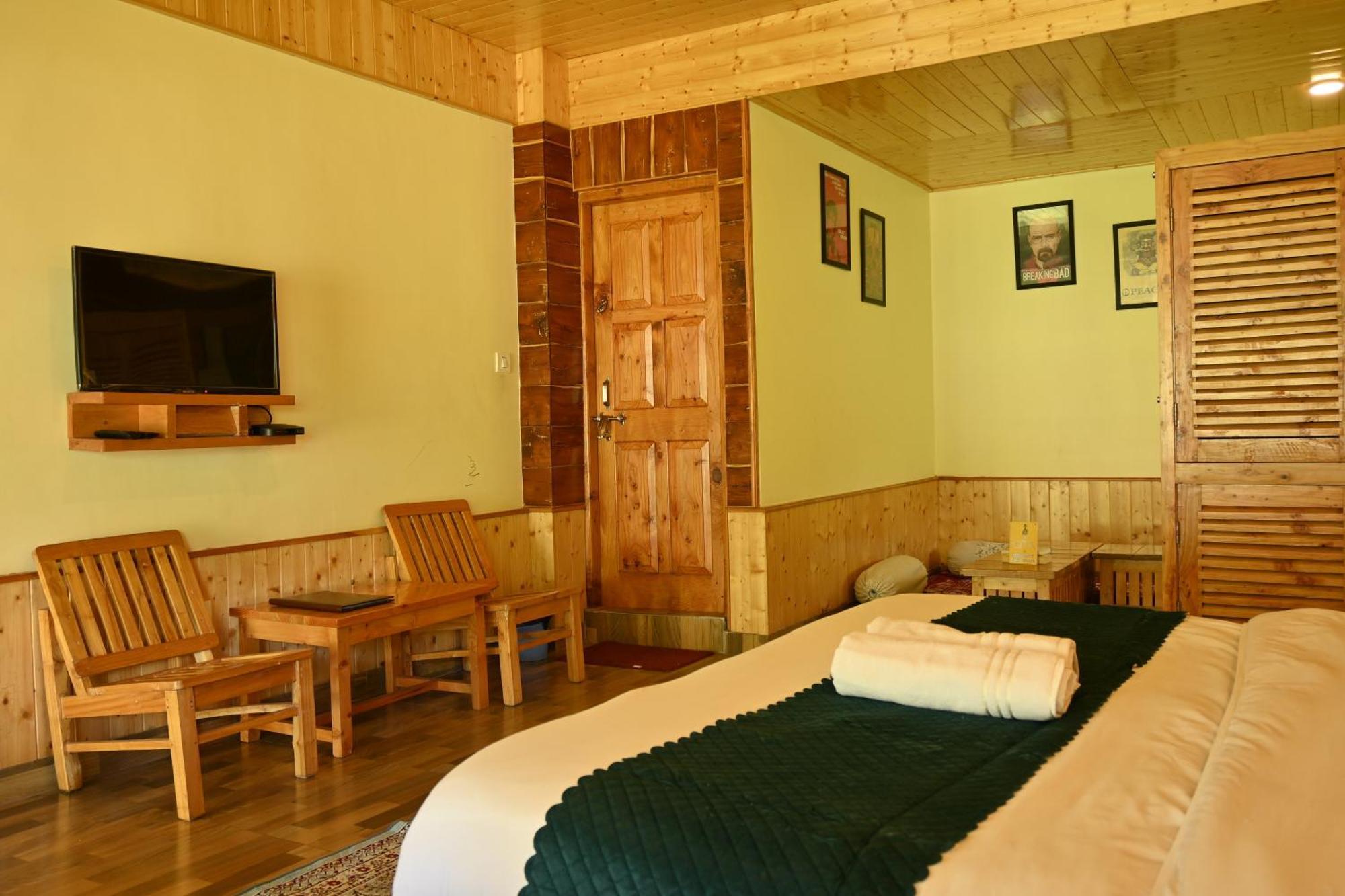 Cascade Mountain Retreat Manali Bed & Breakfast Eksteriør bilde