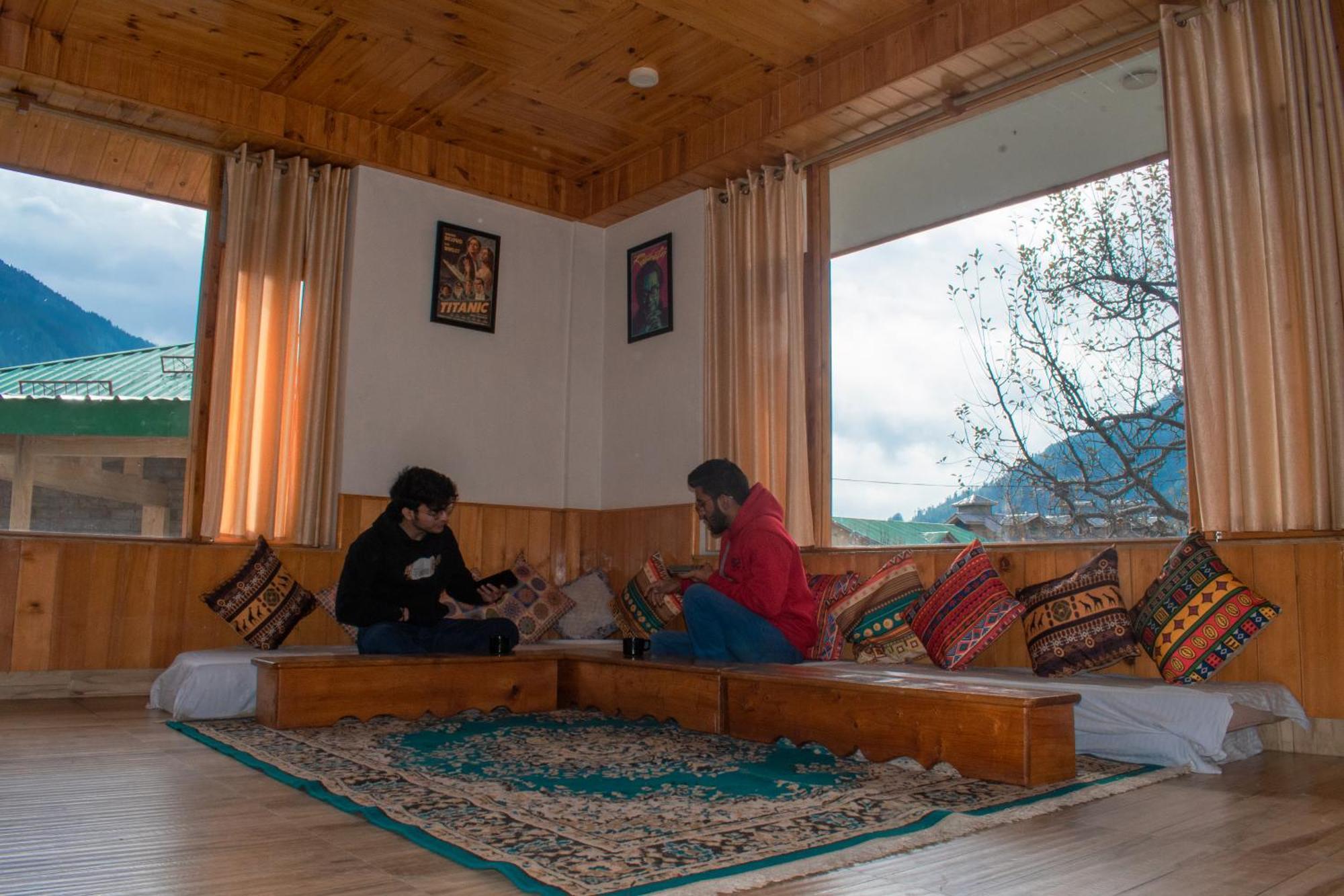 Cascade Mountain Retreat Manali Bed & Breakfast Eksteriør bilde